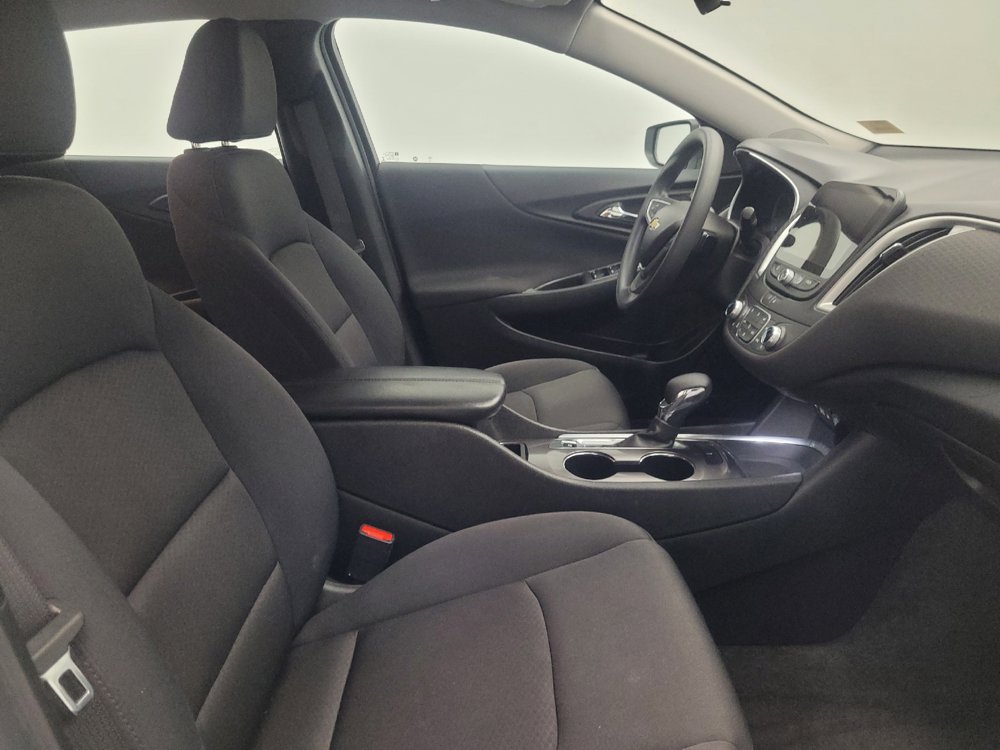Used 2022 Chevrolet Malibu LT FWD image 21