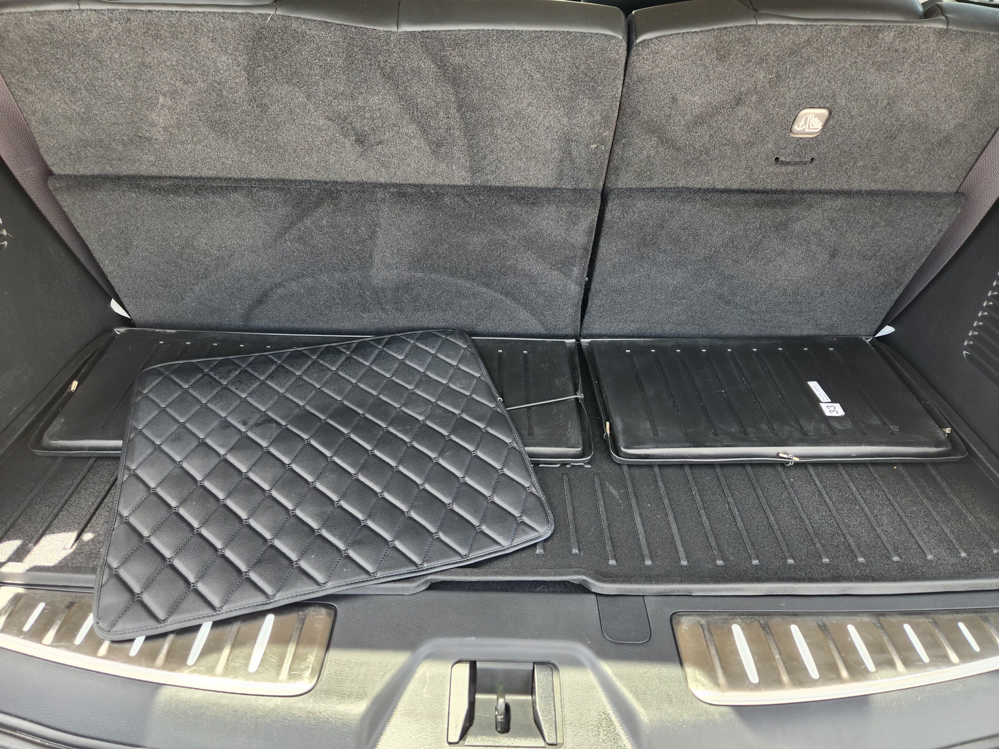 Used 2024 Nissan Armada Platinum w/ Captain's Chairs Package AWD/4WD image 34