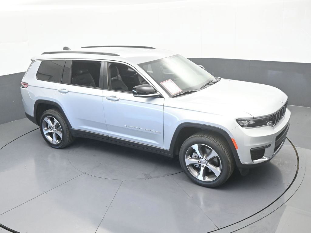 Used 2025 Jeep Grand Cherokee L Limited RWD image 55