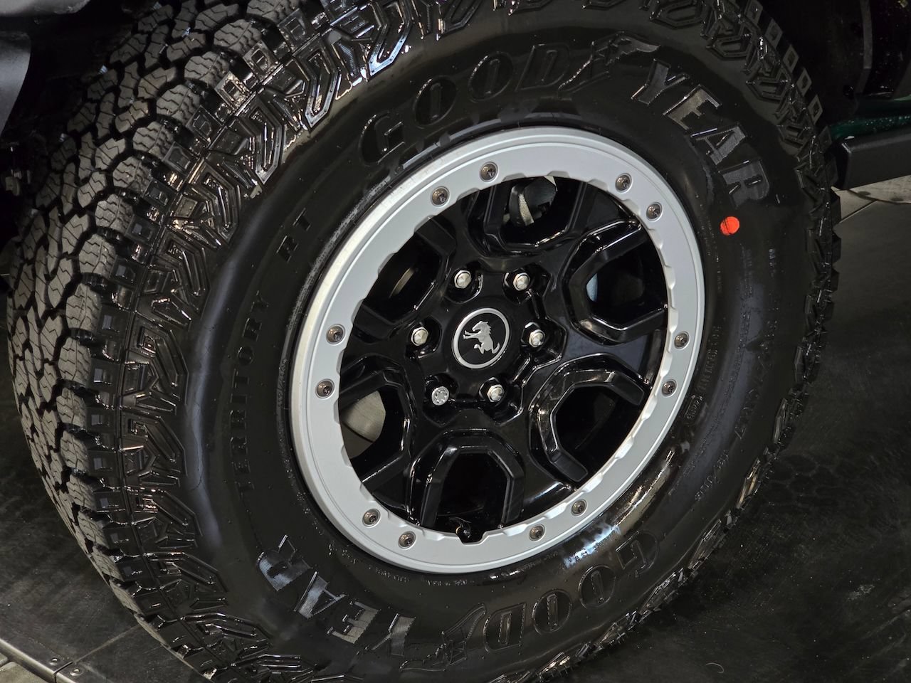 New 2025 Ford Bronco Badlands w/ Sasquatch Package AWD/4WD image 14