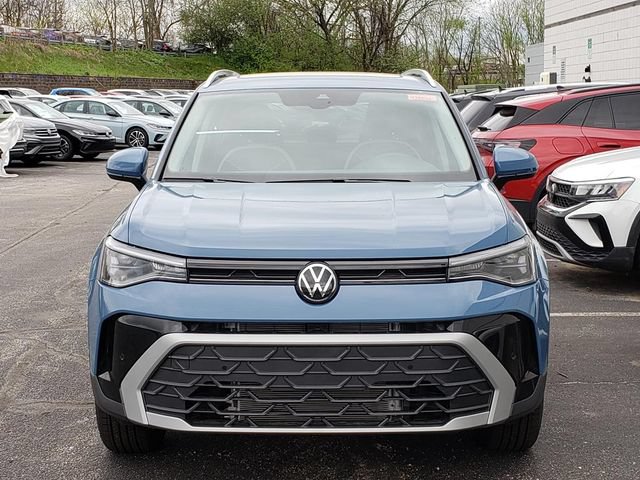 New 2026 Volkswagen Taos SE AWD/4WD image 5