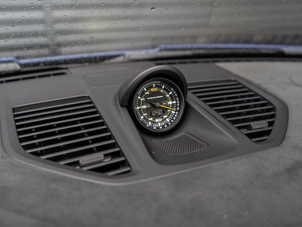 Used 2026 Porsche 911 GT3 RWD image 24