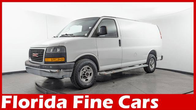 Used 2018 GMC Savana 2500 w/ Driver Convenience Package RWD image 1