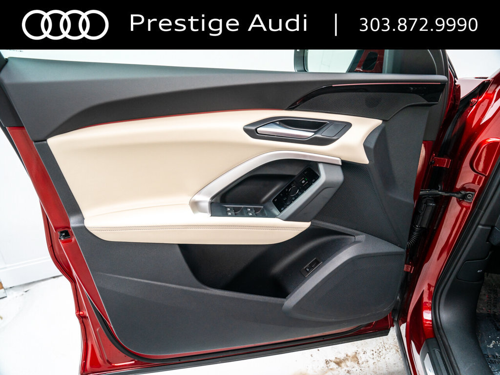 Used 2025 Audi Q5 Premium w/ Convenience Package AWD/4WD image 22