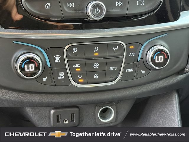 Used 2022 Chevrolet Traverse LT FWD image 21