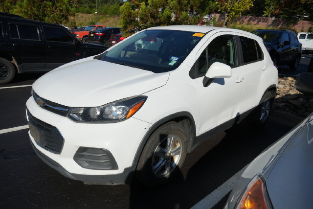Used 2019 Chevrolet Trax LS w/ Tint and Cruise Package FWD image 10