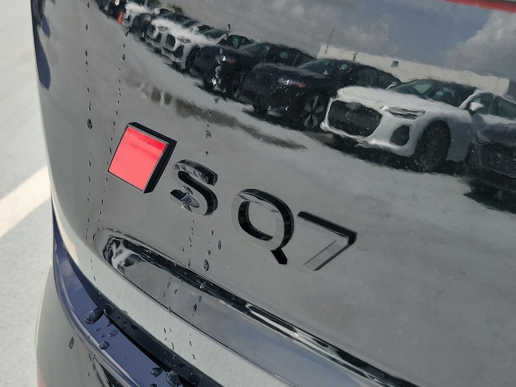 New 2026 Audi SQ7 Prestige AWD/4WD image 5