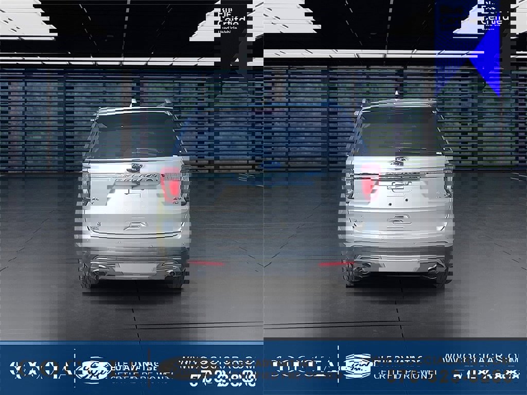 Certified 2016 Ford Explorer XLT w/ Equipment Group 202A image 3