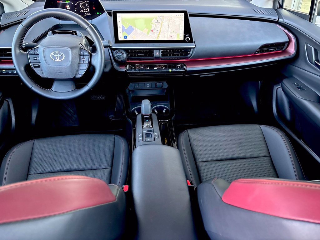 Used 2024 Toyota Prius Prime FWD image 27