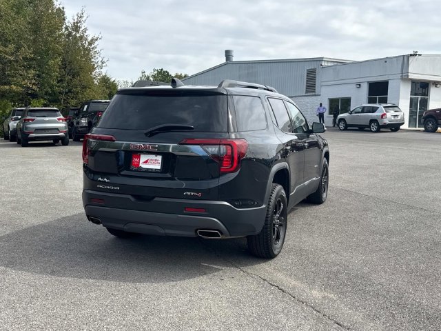 Used 2023 GMC Acadia AT4 w/ Preferred Package AWD/4WD image 4