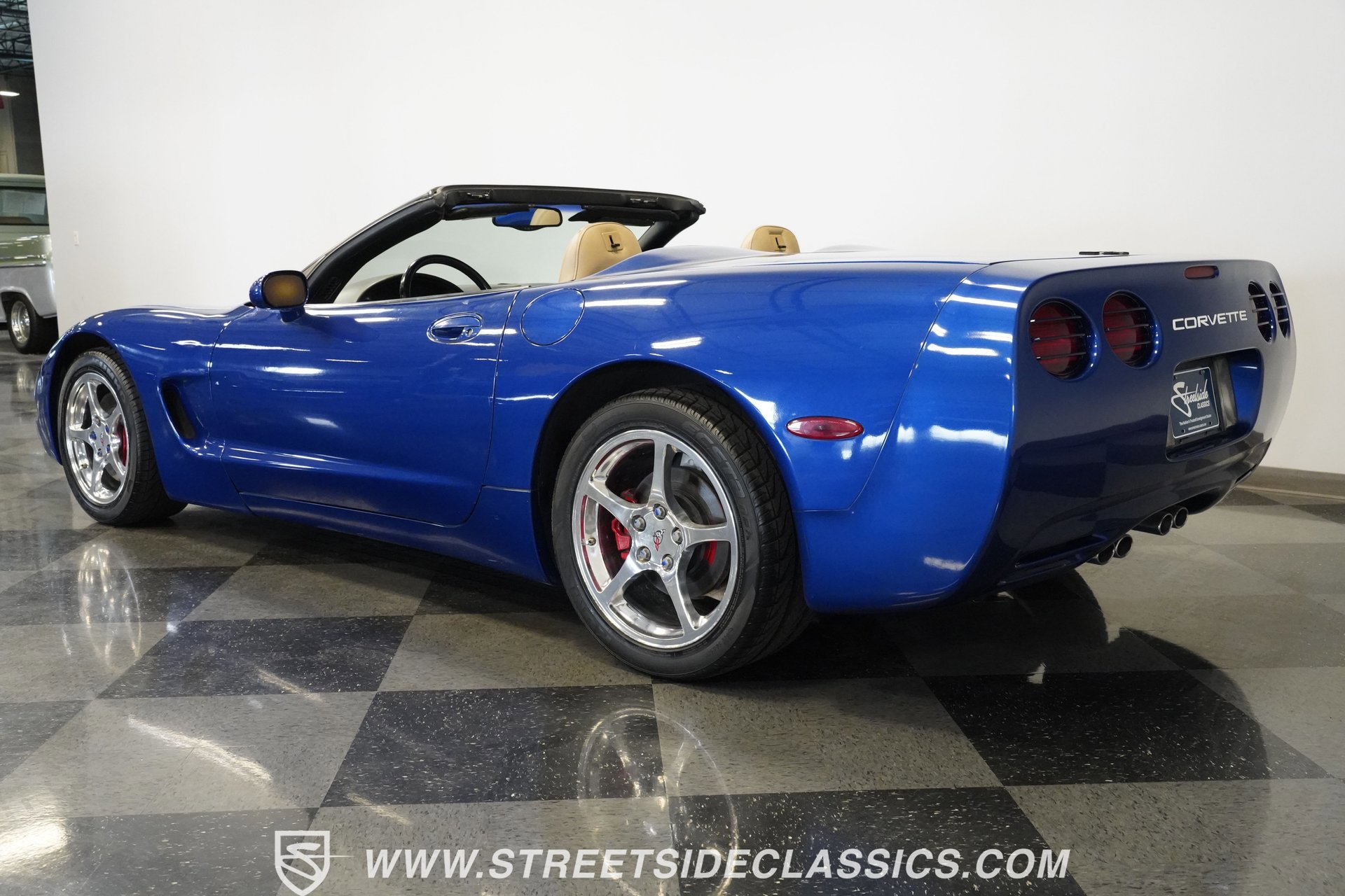 Used 2002 Chevrolet Corvette Convertible w/ Preferred Equipment Group2 image 13