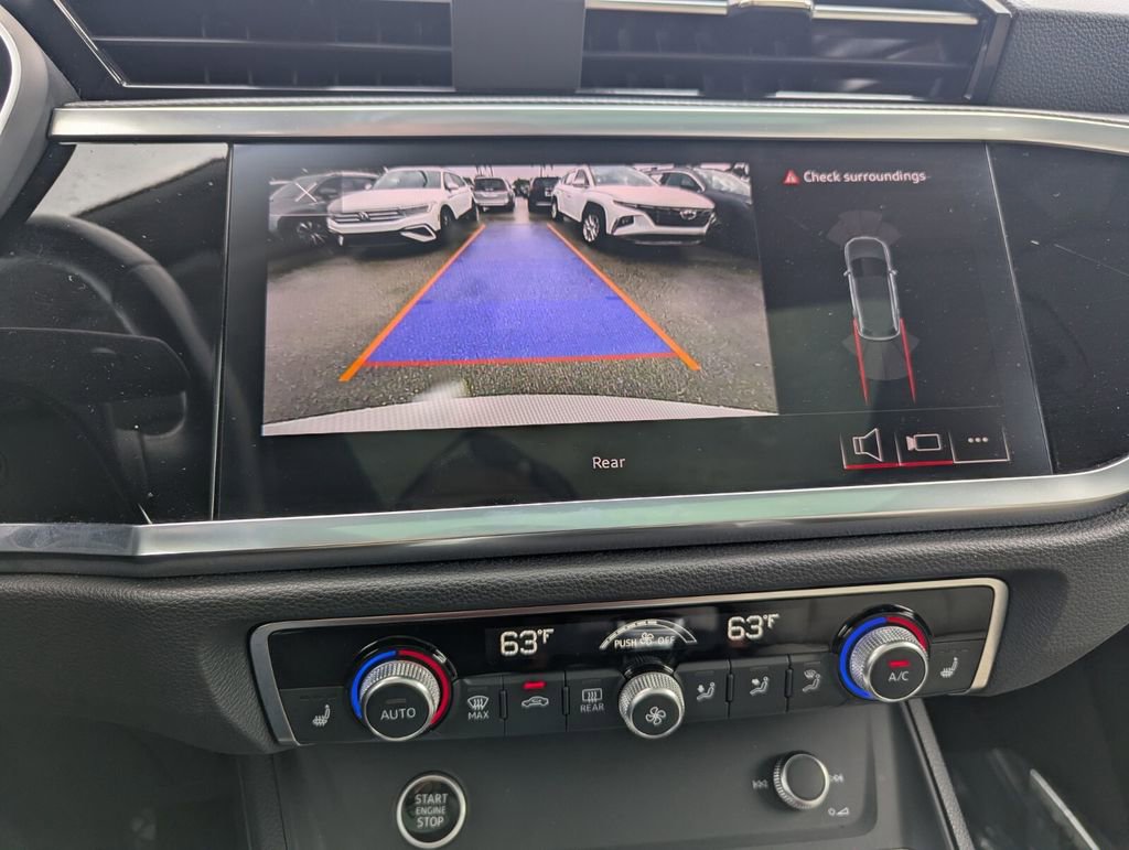 Used 2024 Audi Q3 2.0T Premium image 31