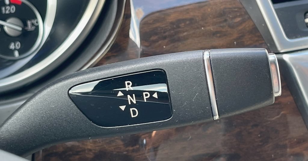 Used 2015 Mercedes-Benz ML 350 2WD w/ Premium 1 Package image 25