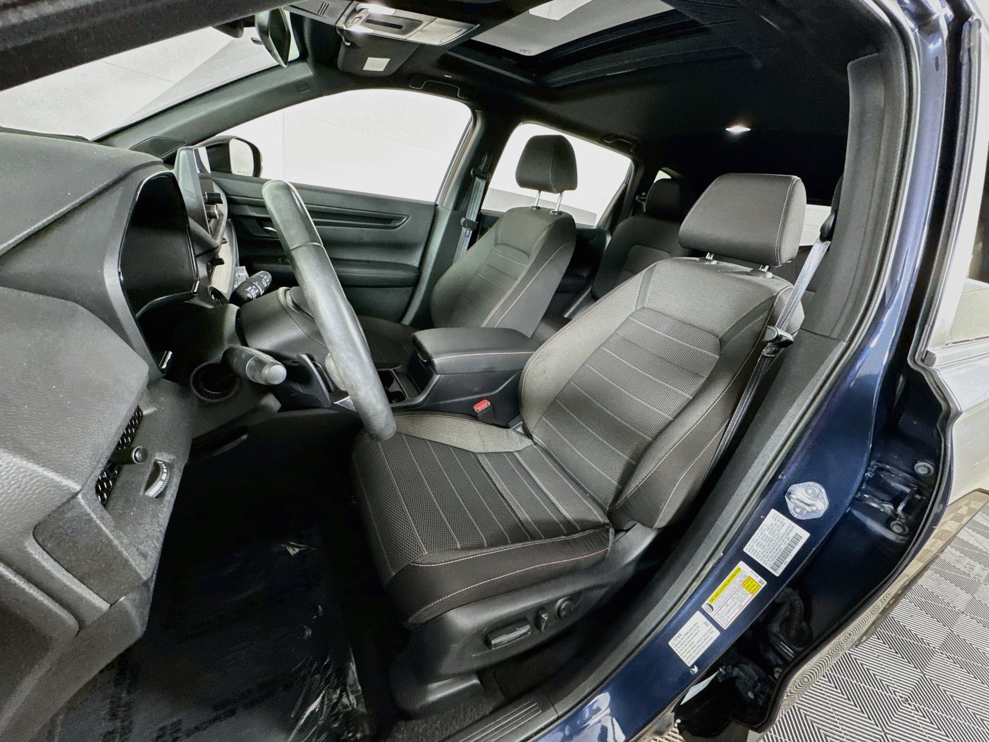 Used 2023 Honda CR-V Sport image 12