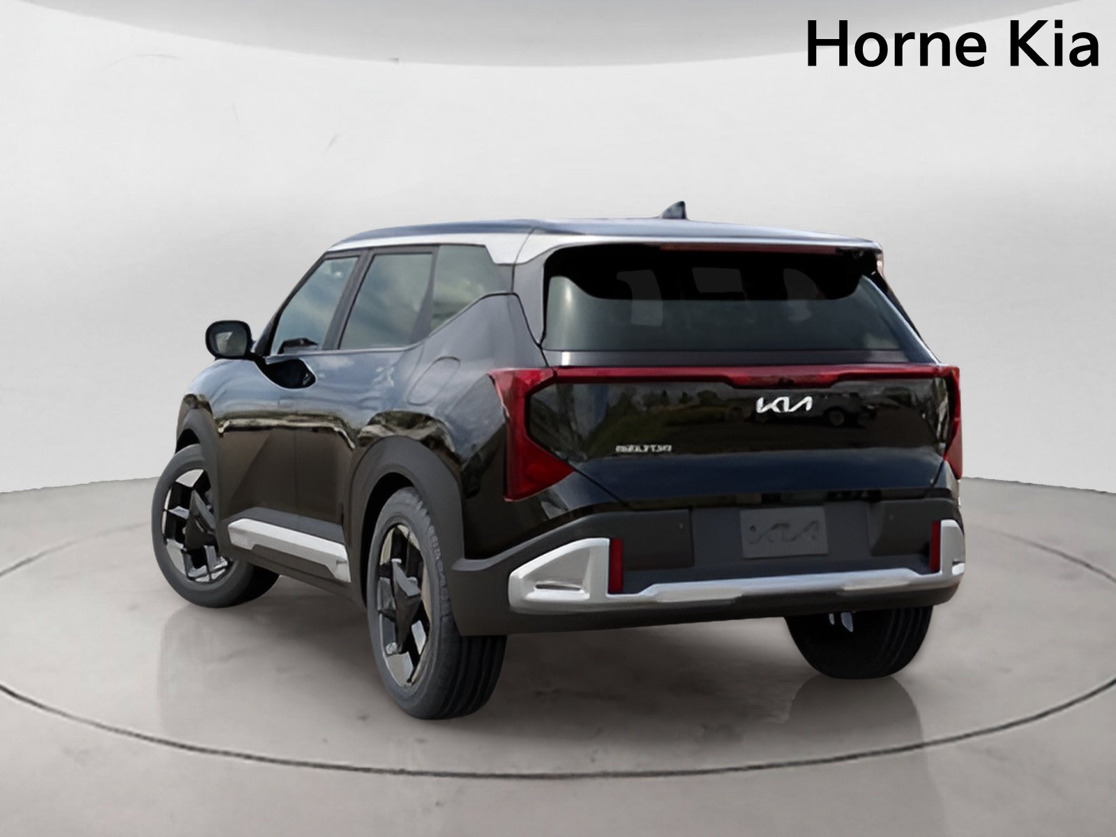 New 2027 Kia Seltos S FWD image 4