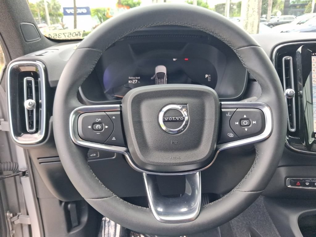 Used 2023 Volvo C40 P8 Recharge Plus AWD/4WD image 17
