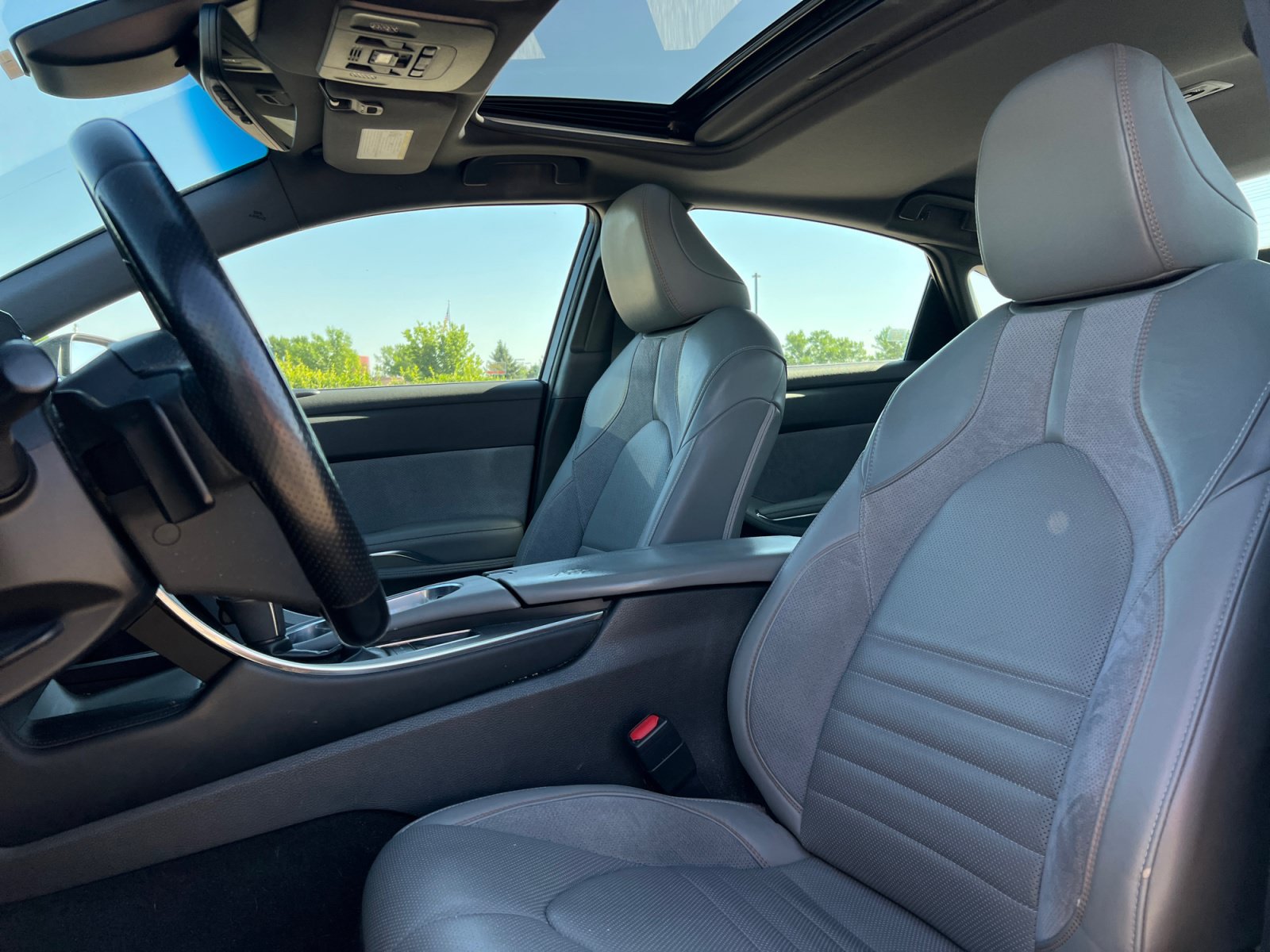 Used 2019 Toyota Avalon XSE FWD image 14