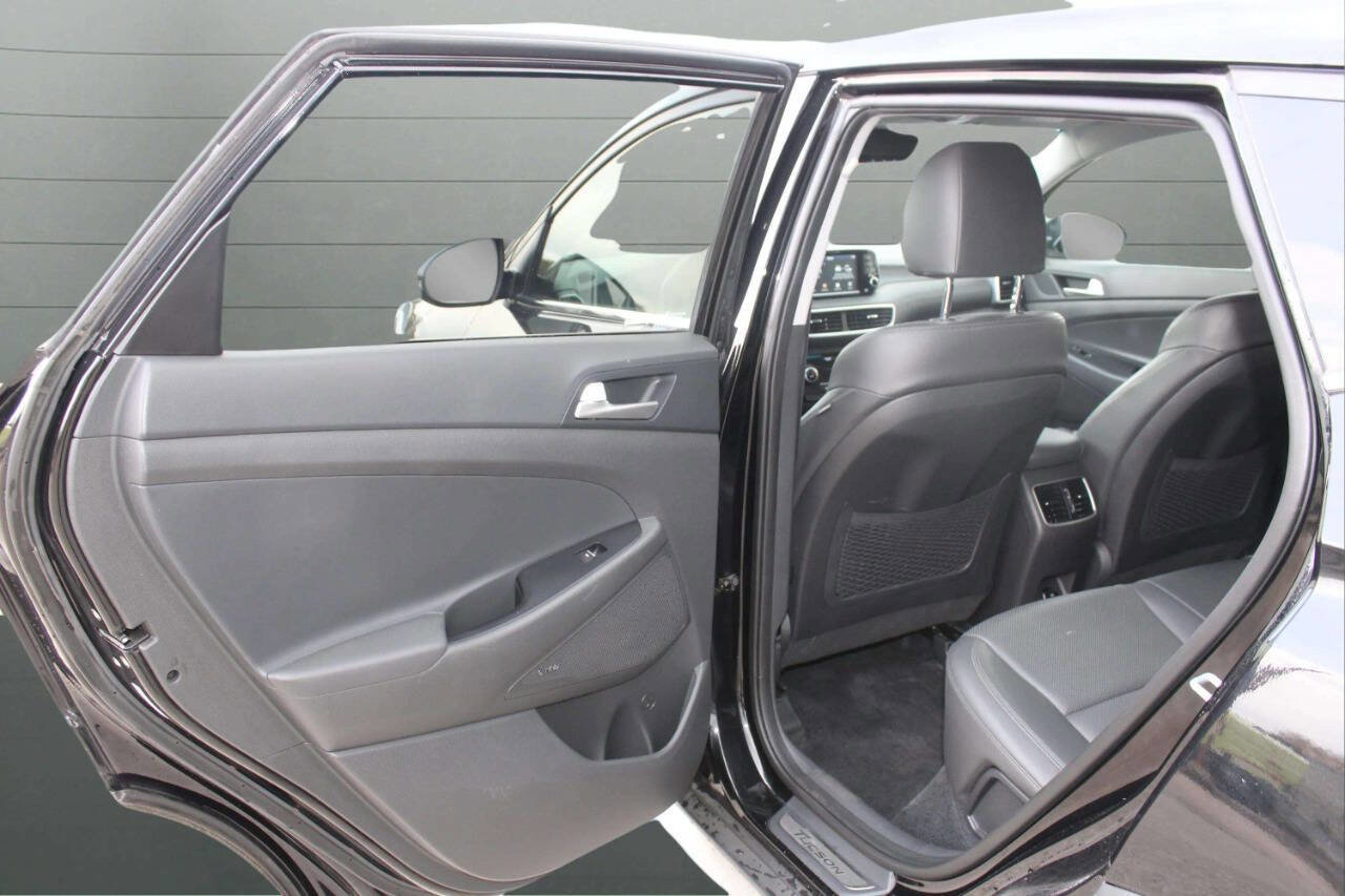 Used 2019 Hyundai Tucson Limited w/ Cargo Package AWD/4WD image 14