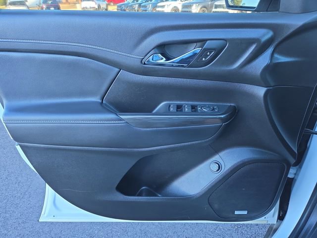 Used 2021 GMC Acadia SLT image 18