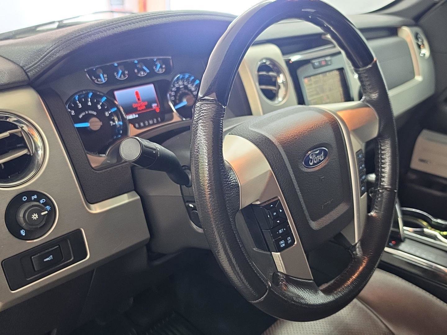 Used 2012 Ford F150 Platinum AWD/4WD image 5