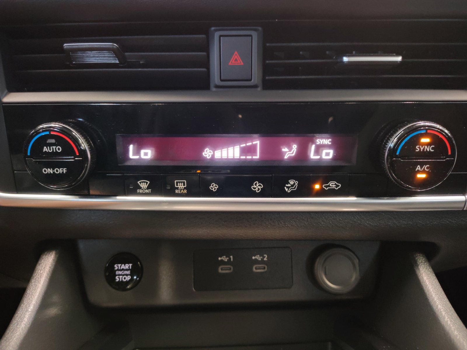 Certified 2024 Nissan Rogue SV FWD image 19