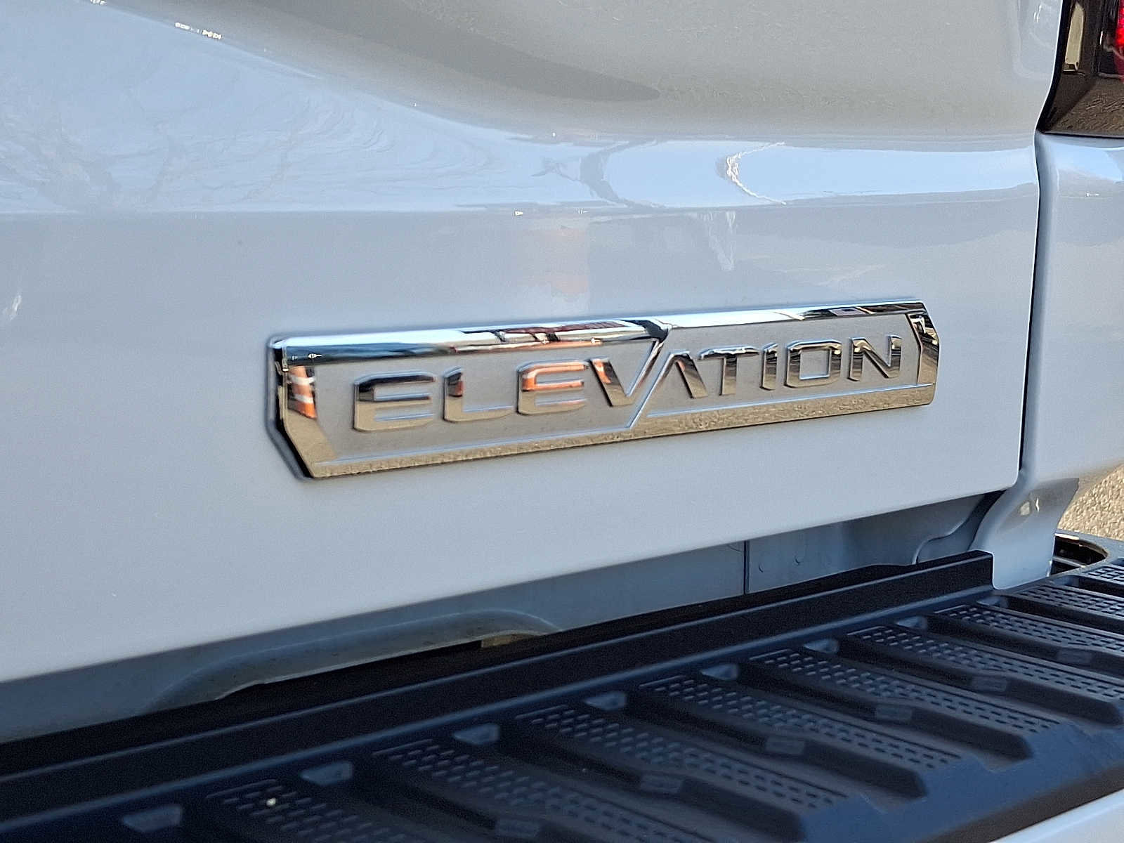 Certified 2025 GMC Sierra 1500 Elevation image 32