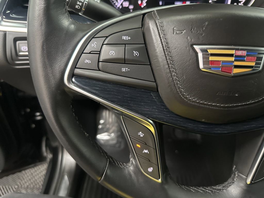 Used 2024 Cadillac XT5 Premium Luxury AWD/4WD image 15