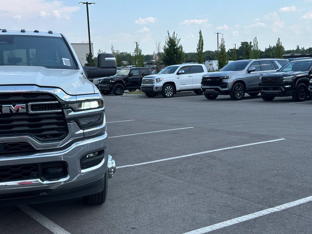 New 2026 RAM 3500 Tradesman AWD/4WD image 42