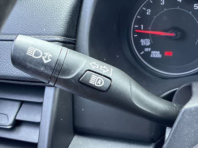 Used 2022 GMC Terrain SLE w/ Driver Convenience Package image 27
