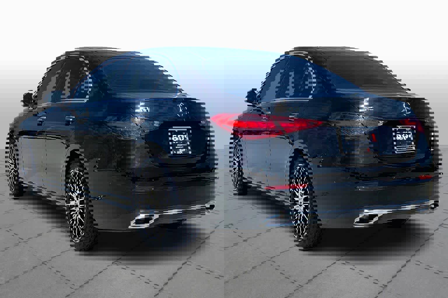 Used 2024 Mercedes-Benz C 300 Sedan w/ Exclusive Trim Package image 12