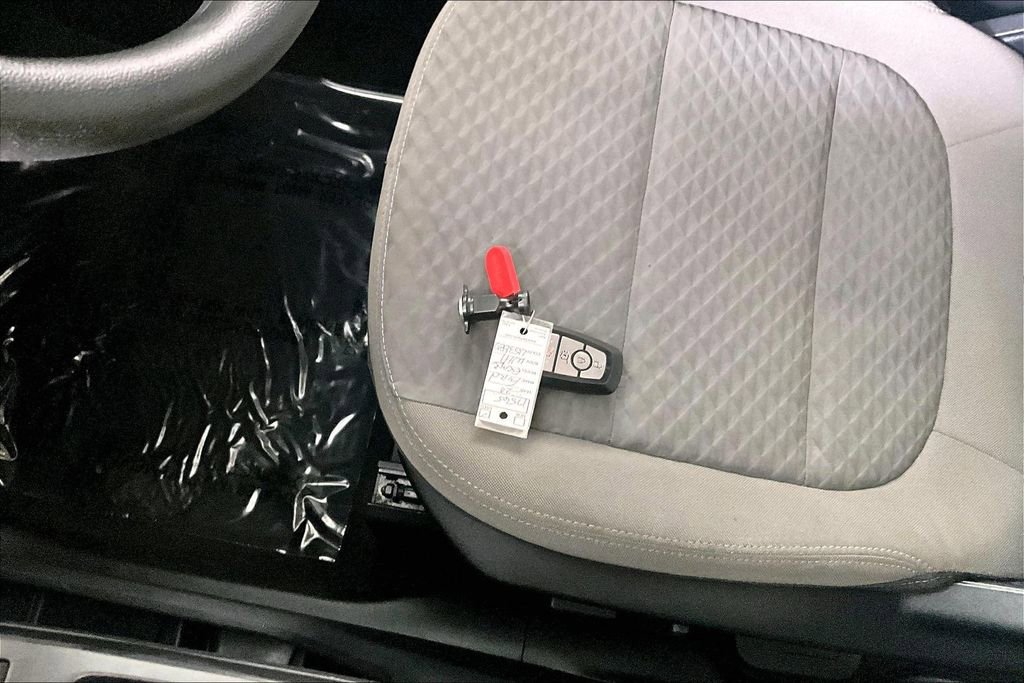 Used 2020 Ford Escape SE image 10