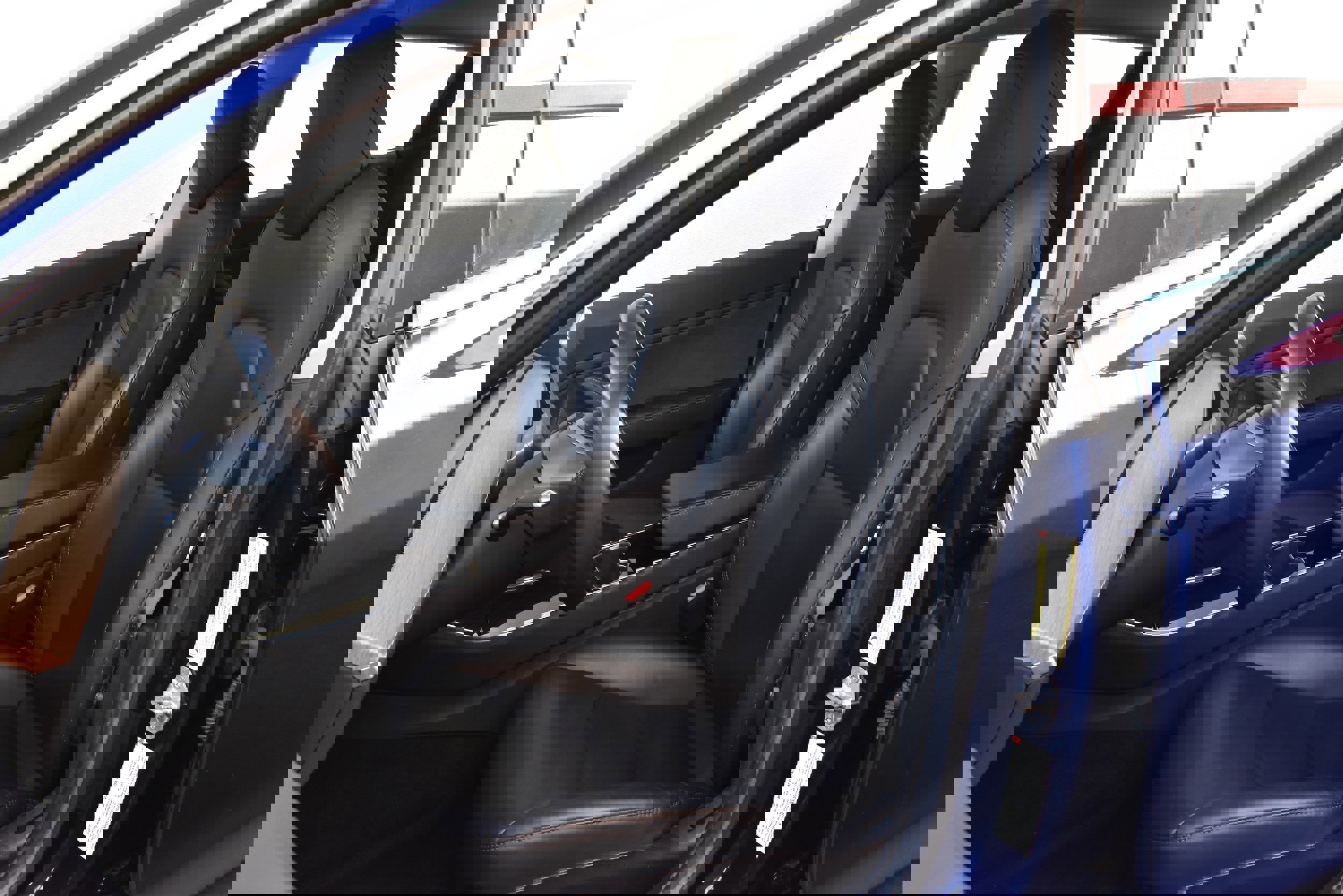 Used 2018 Tesla Model 3 Long Range image 19