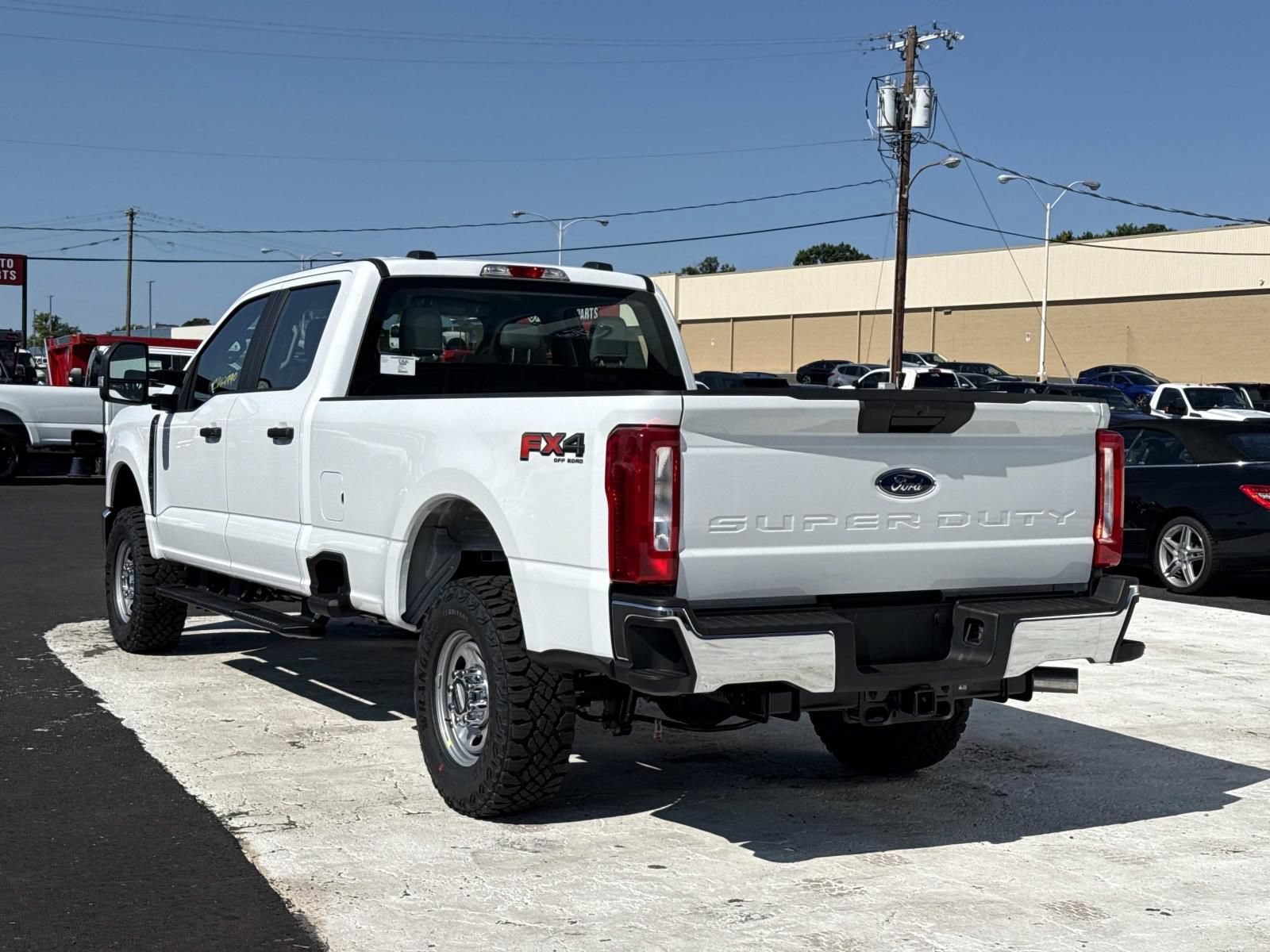 New 2026 Ford F250 XL w/ XL Off-Road Package AWD/4WD image 5