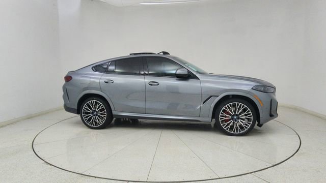 Used 2026 BMW X6 xDrive40i w/ Climate Comfort Package image 68
