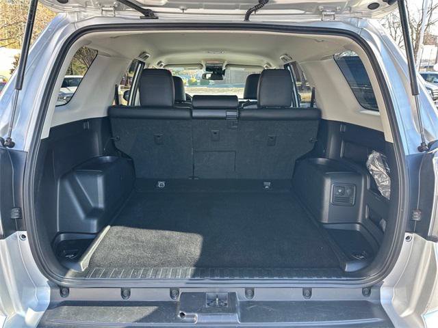 Certified 2024 Toyota 4Runner TRD Off-Road Premium image 28