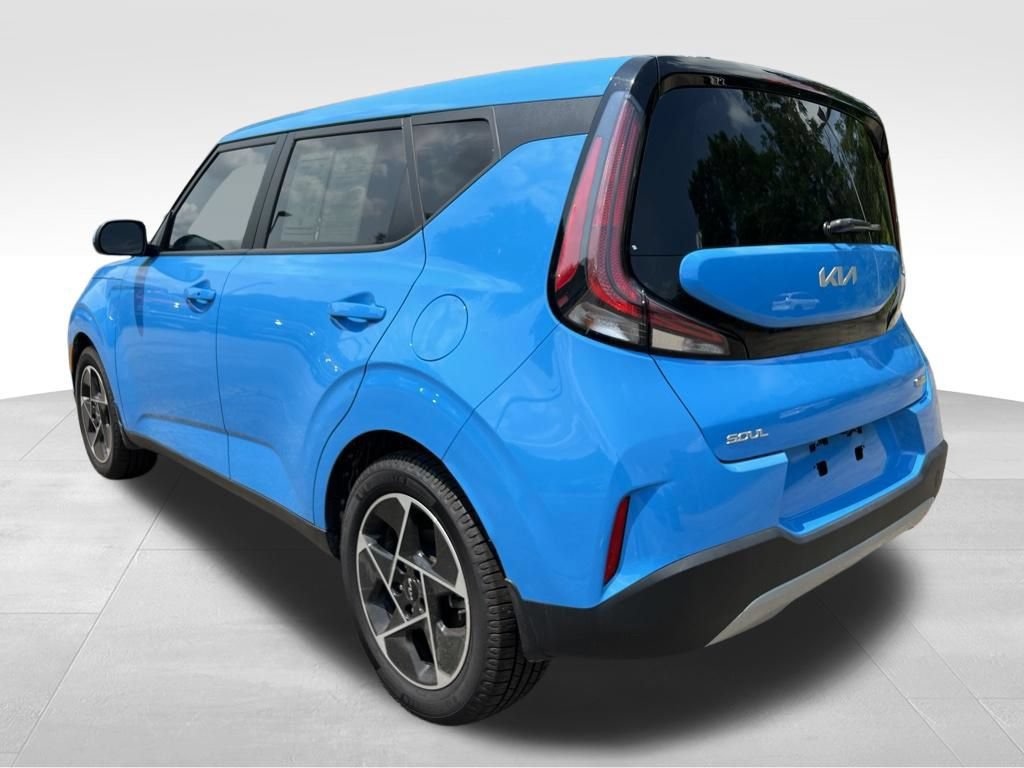 Used 2025 Kia Soul EX FWD image 10