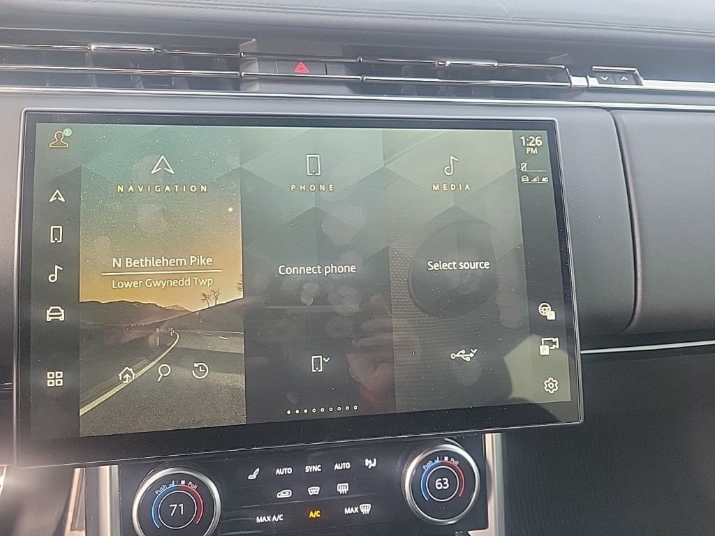 Used 2023 Land Rover Range Rover SE image 20