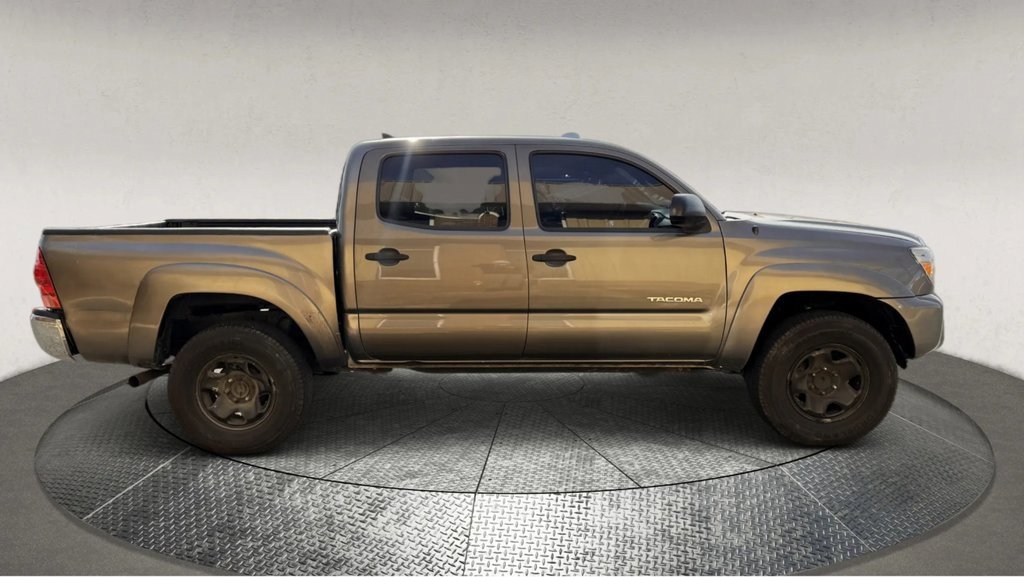 Used 2014 Toyota Tacoma PreRunner w/ SR5 Package image 8