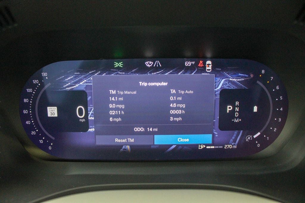 New 2026 Volvo XC60 B5 Ultra w/ Protection Package Premier AWD/4WD image 17