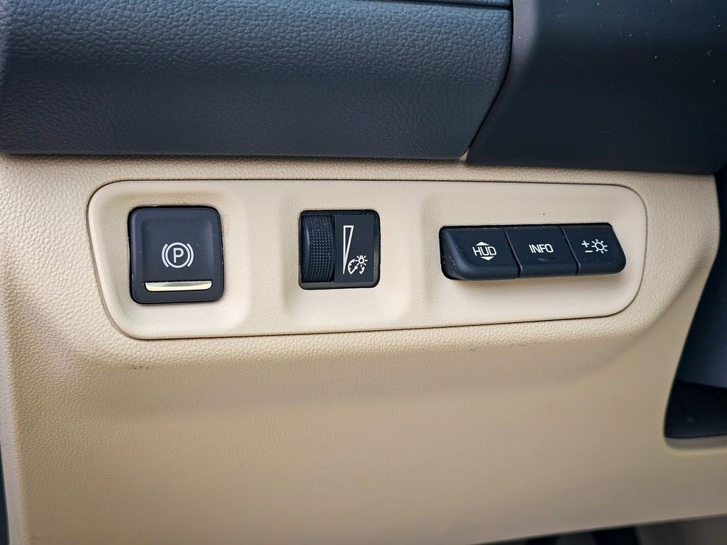 Certified 2023 GMC Acadia Denali w/ Denali Ultimate Package image 15