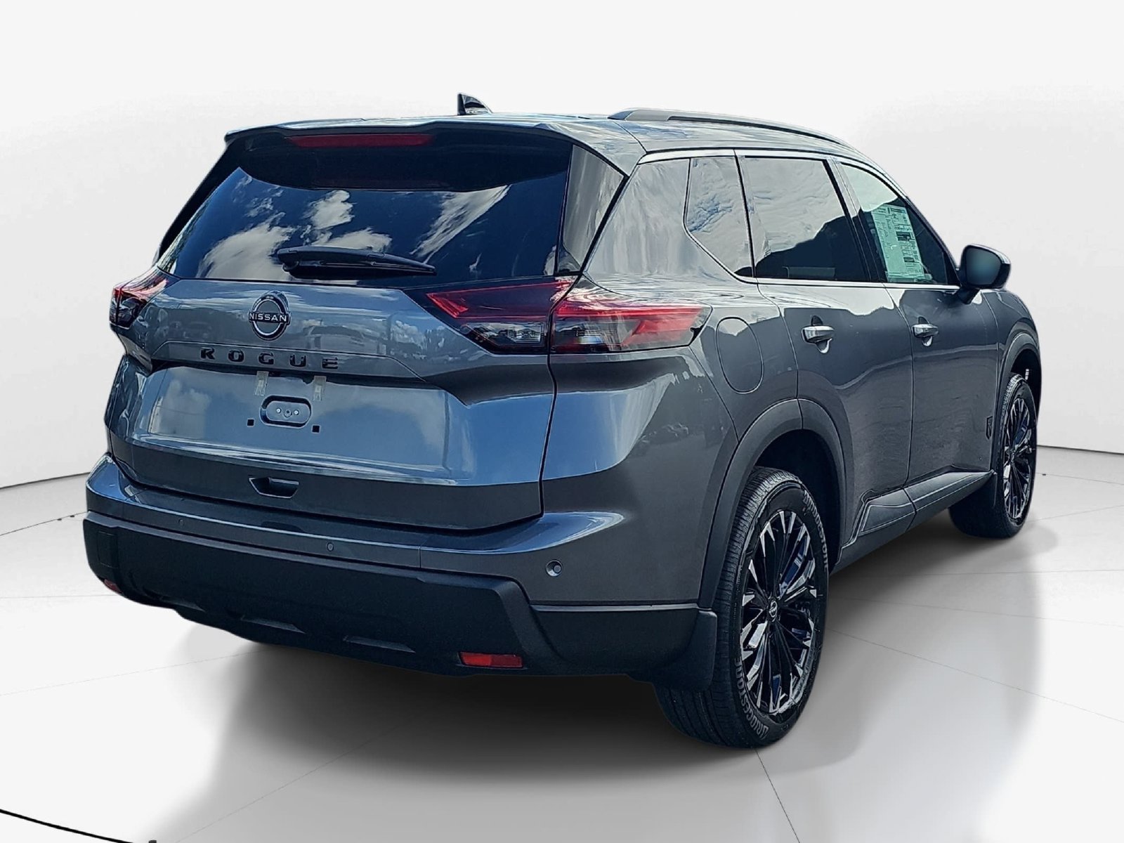 New 2027 Nissan Rogue Dark Armor FWD image 6