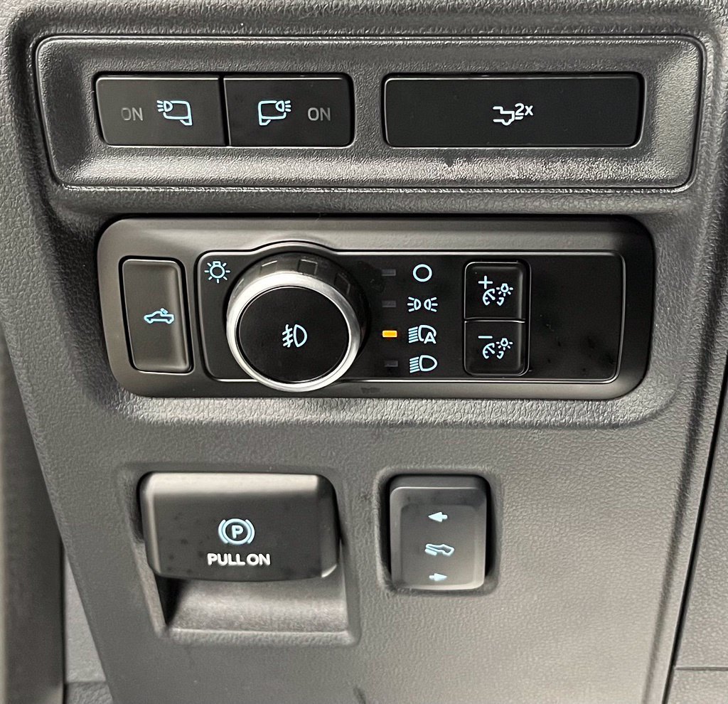 Used 2023 Ford F150 Lariat w/ Equipment Group 502A High AWD/4WD image 32