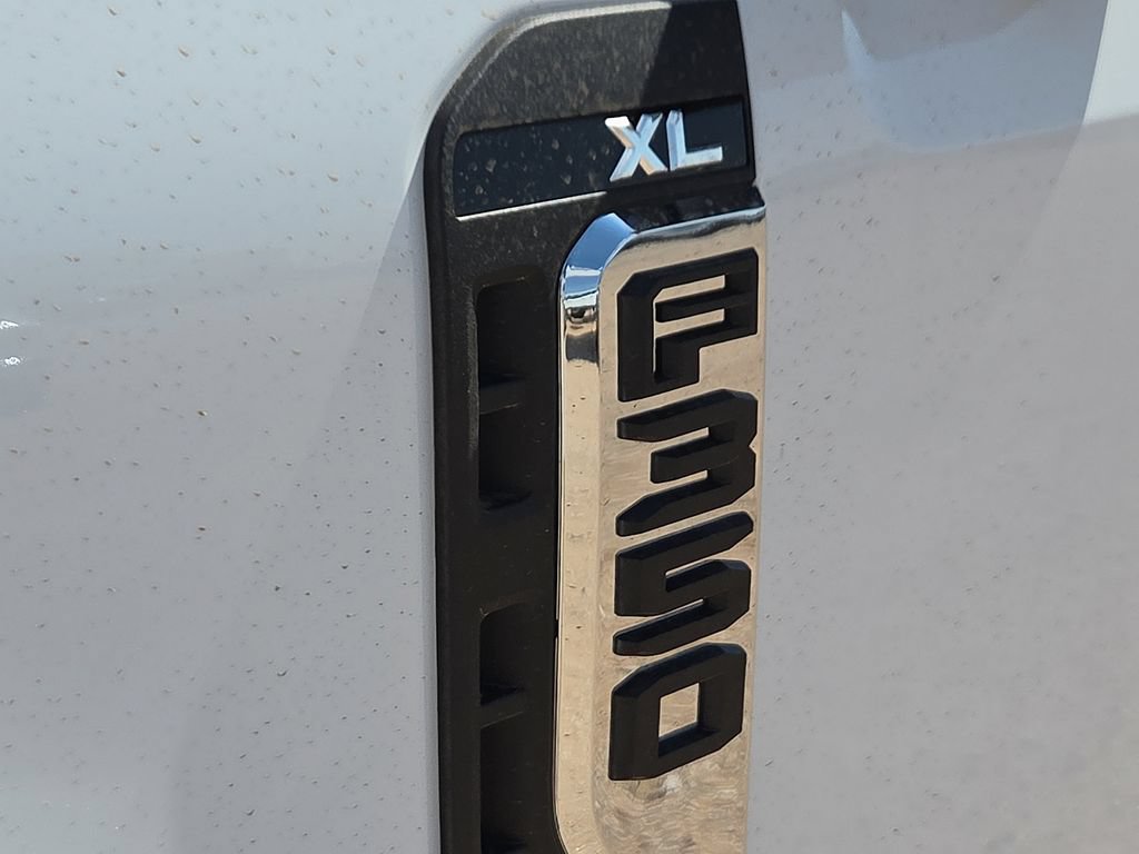 New 2026 Ford F350 XL w/ XL Chrome Package AWD/4WD image 14