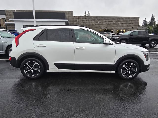 Certified 2023 Kia Niro EX image 7