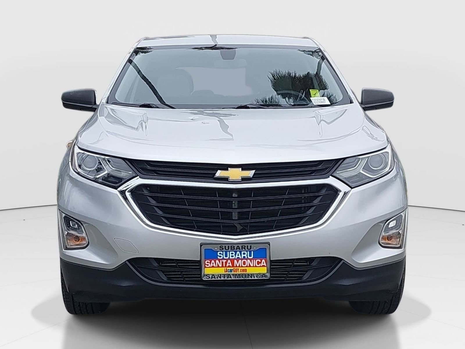 Used 2019 Chevrolet Equinox LS w/ LS Convenience Package FWD image 2