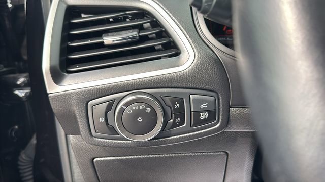 Certified 2023 Ford Edge SEL w/ Convenience Package image 15