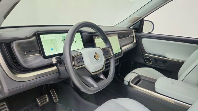 Used 2023 Rivian R1T Adventure image 19