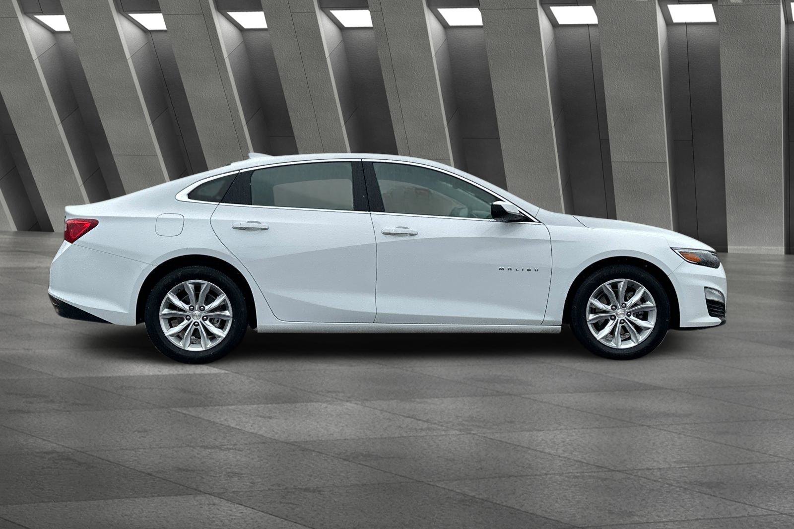 Certified 2023 Chevrolet Malibu LT image 3