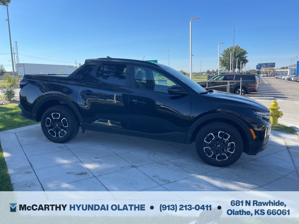 Used 2024 Hyundai Santa Cruz SEL w/ Activity Package image 16