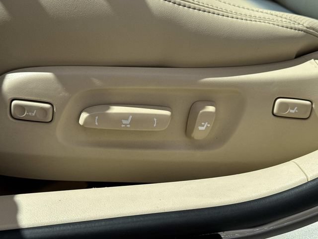 Used 2012 Lexus ES 350 FWD image 19